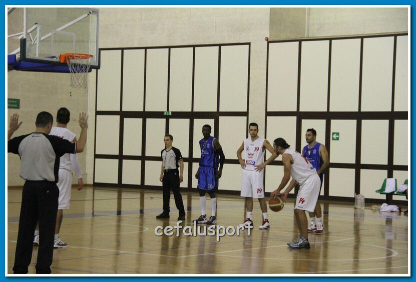 121223 Aquila 287_tn.jpg